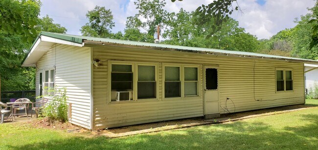 Foto del edificio - Finleyville Ranch Home in Country Setting