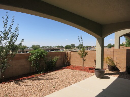 Building Photo - 415 Avital Dr NE