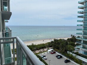 Building Photo - 6917 Collins Ave
