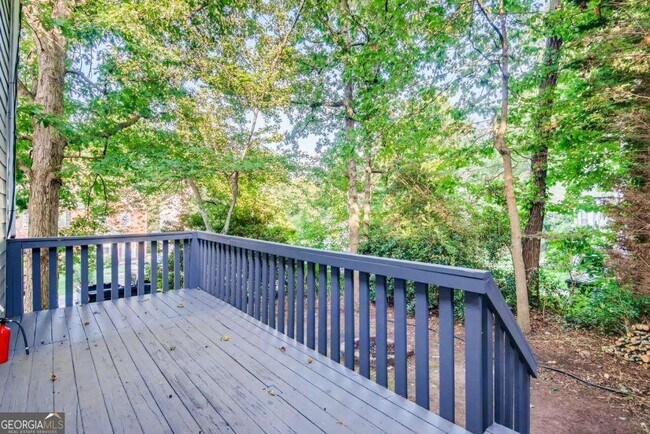 Foto del edificio - 1500 Shiloh Pl