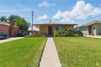 Building Photo - 413 Brady Ave