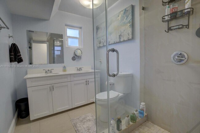 Foto del edificio - 6790 SW 54th St