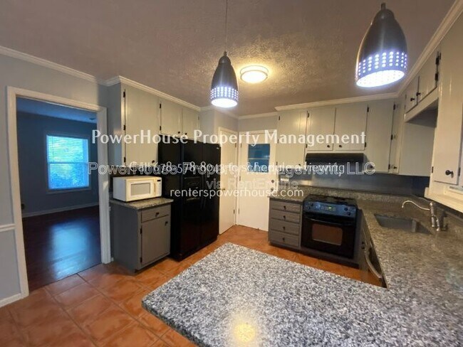 Building Photo - 4453 Old Mabry Pl