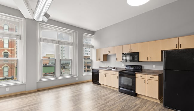 Interior Photo - Court Avenue Lofts