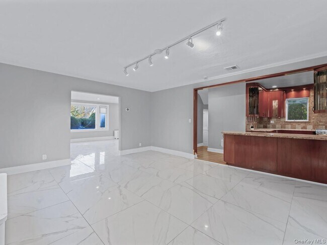 Foto del edificio - 14 Nirvana Ave