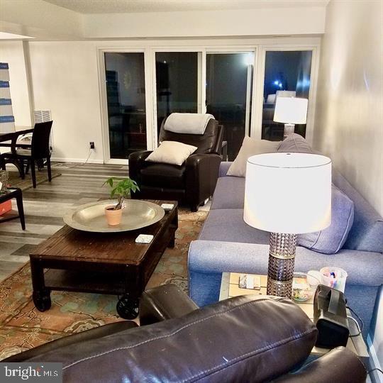 Foto del edificio - 11835 Shire Ct