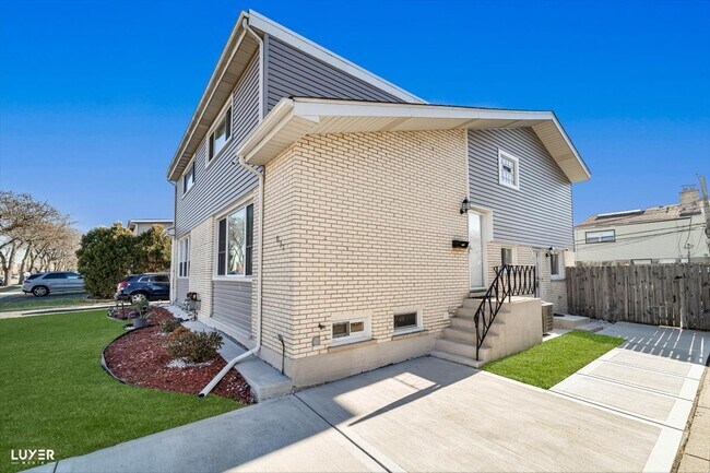 Foto del edificio - 9137 W Emerson St
