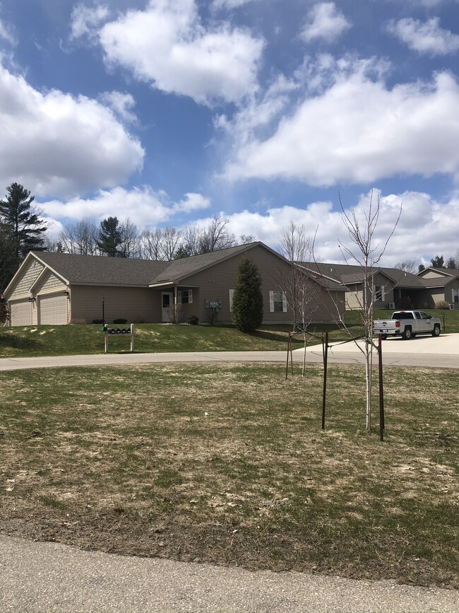 Building Photo - 1186 Terrace Bluff Dr