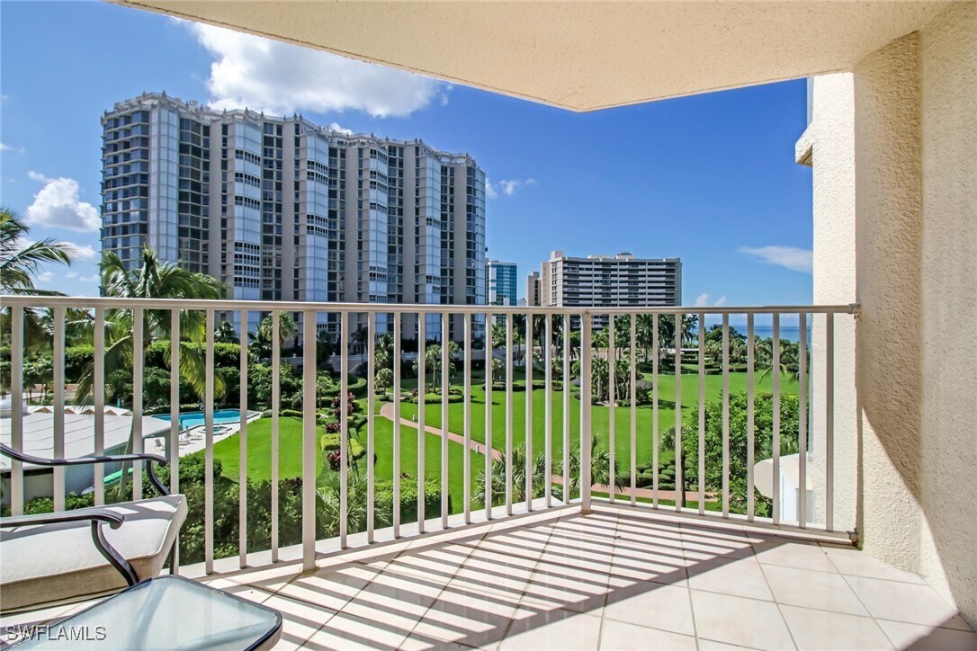 Foto principal - 4041 Gulf Shore Blvd N