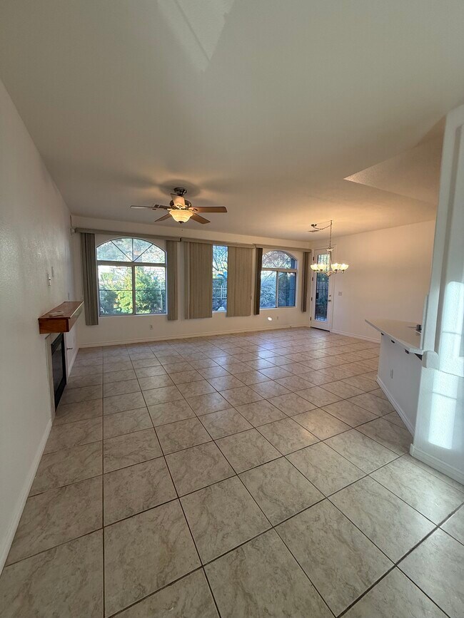 Foto del edificio - 985 Prestwick St