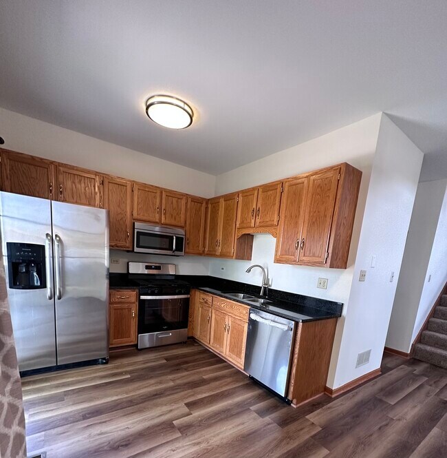 Building Photo - 752 Big Timber Dr