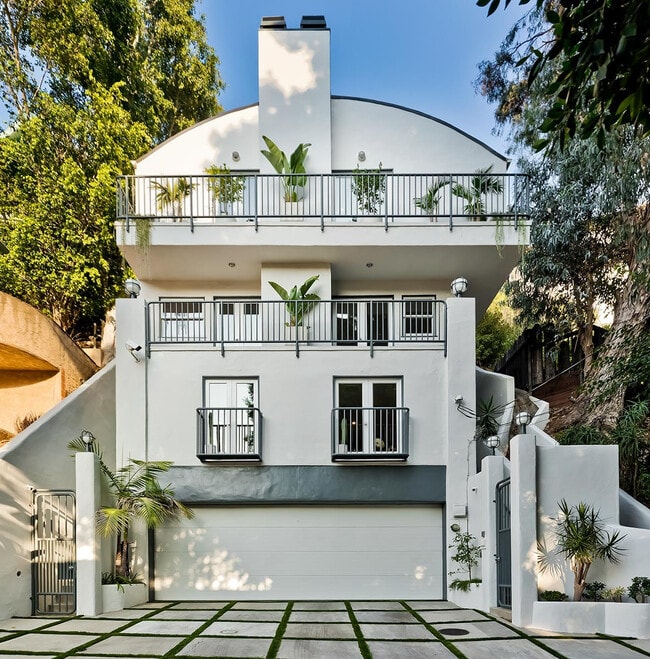Building Photo - 8374 Yucca Trl