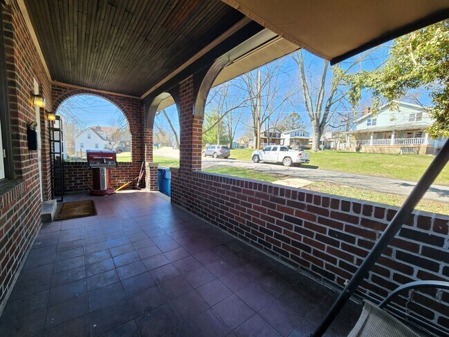 Foto del edificio - 3 Bedrooms 1 bath home for RENT!