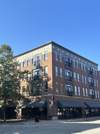 Building Photo - 1720 Central St