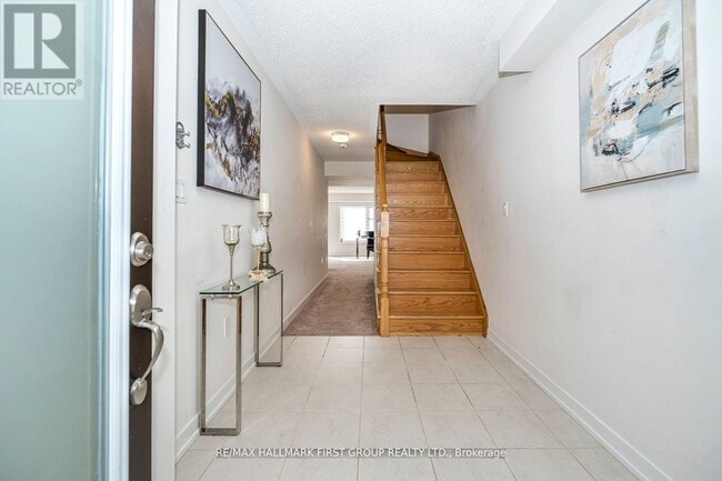 Building Photo - 2519 Castlegate Crossing