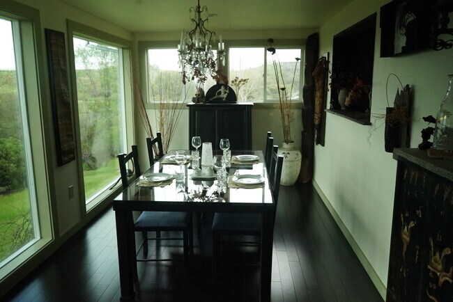 Foto del edificio - 2077 Stagecoach Canyon Rd