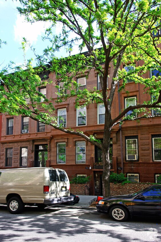 Foto del edificio - 147 W 93rd St