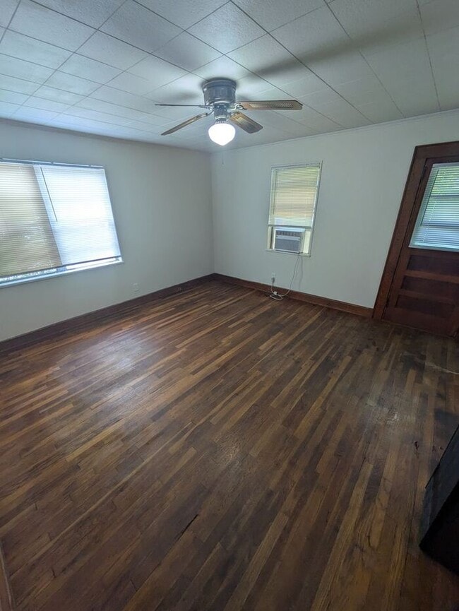 Photo - 1BD/1BA Unit in Hickory Townhome