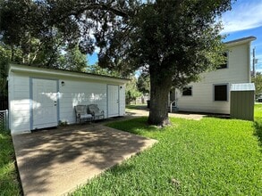 Building Photo - 1016 S Booth Ln