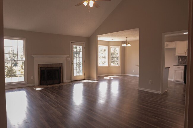Foto del edificio - Coming Soon!! Nice home in Lee County!