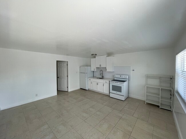 Building Photo - 3137 Avenue J