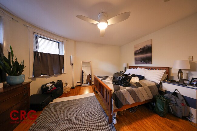 Foto del edificio - 1728 Beacon St