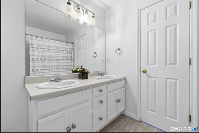 Baño 1 - 310 Boston Post Rd