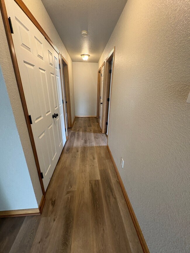 Foto del edificio - 107 SW Rock Gdn Ln