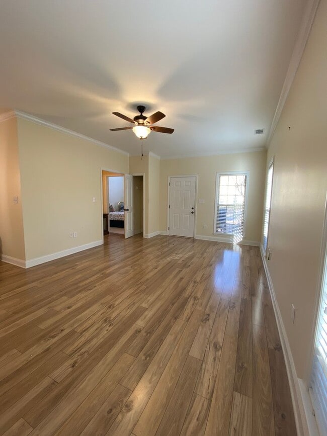 Building Photo - OCONEE COUNTY Beautiful 2 bedroom 2 bath t...