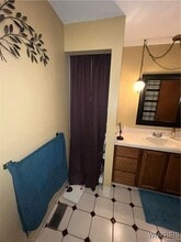 Building Photo - 3279 Clinton St