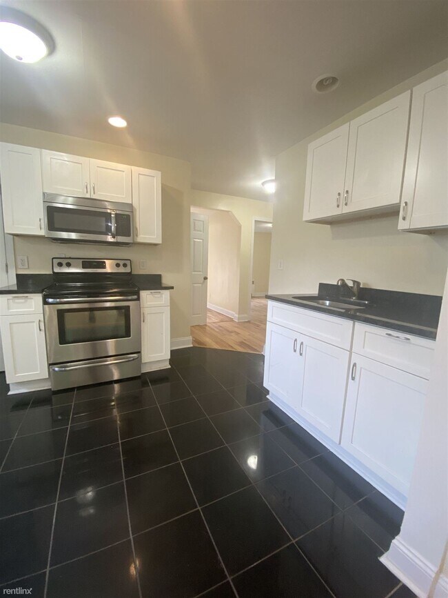 Foto del edificio - 4 br, 2 bath House - 25 Melrose Dr