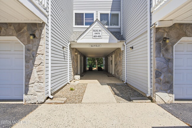 Building Photo - 409 Schley Ave