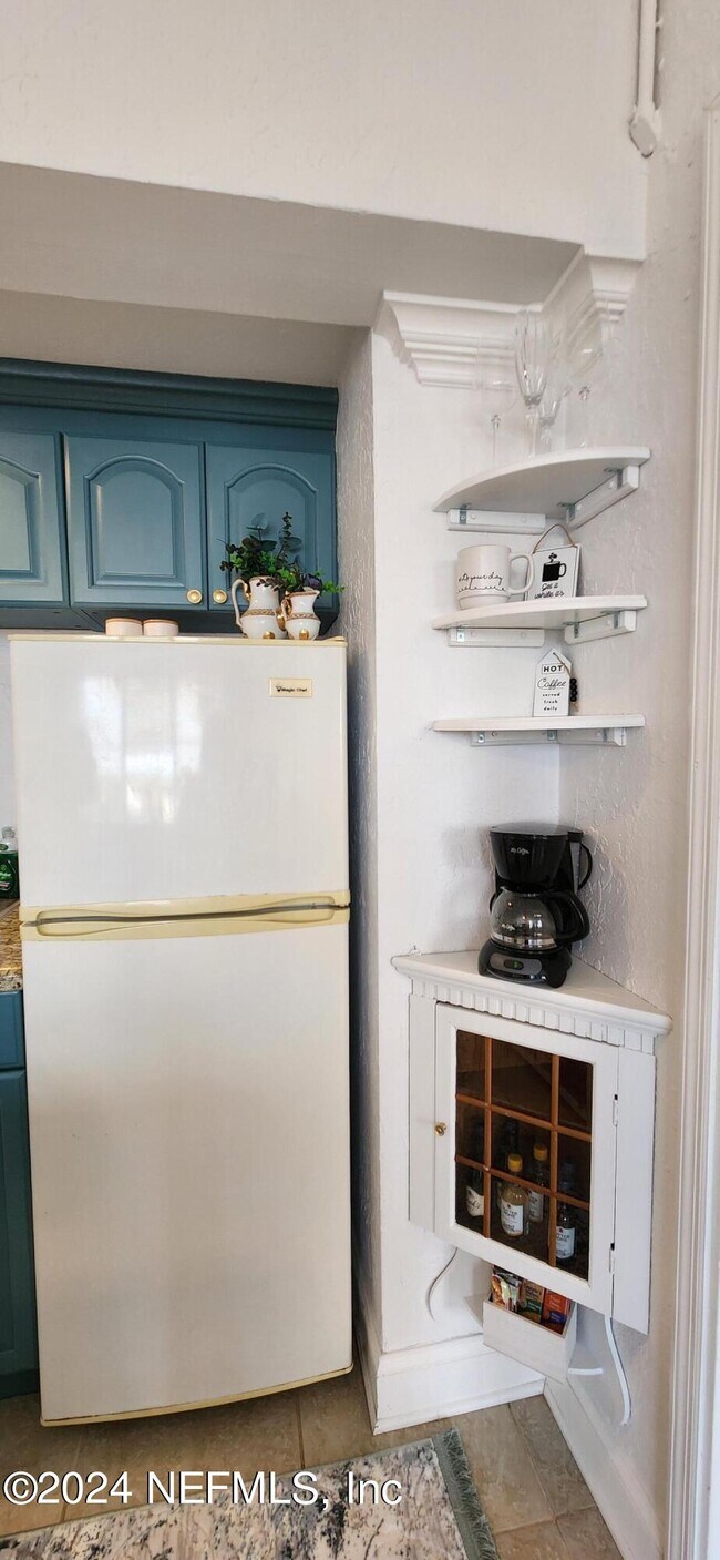 Foto del edificio - 311 W Ashley St