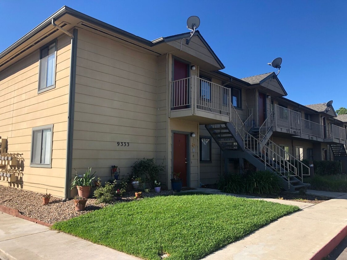 Building Photo - Upstairs two (2) bed / one (1) bath - South Atascadero (12)