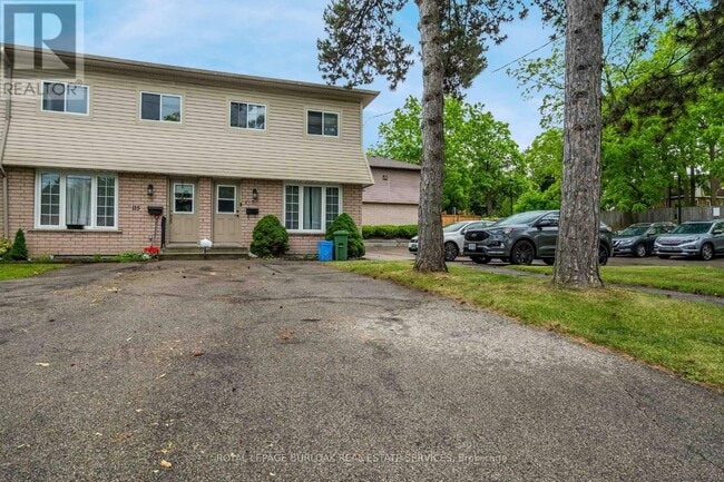 Building Photo - 117-117 Bonaventure Dr