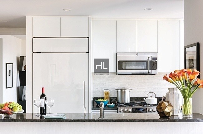 Building Photo - Spectacular One Bedroom in Luxury Highrise