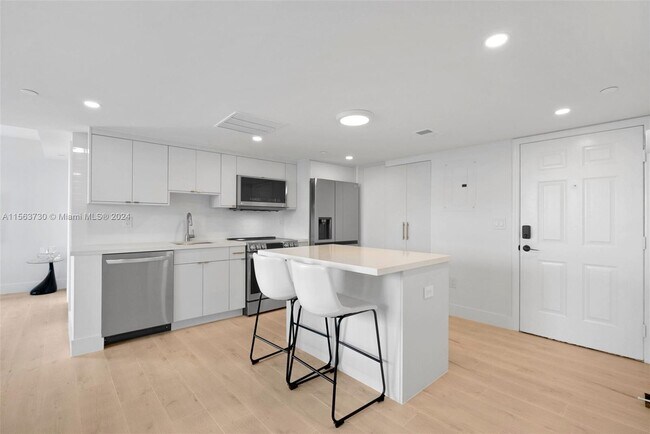 Foto del edificio - 1621 Bay Rd