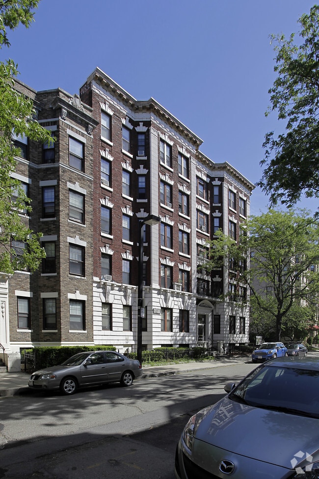 Building Photo - Saint Stephen Street Apartments