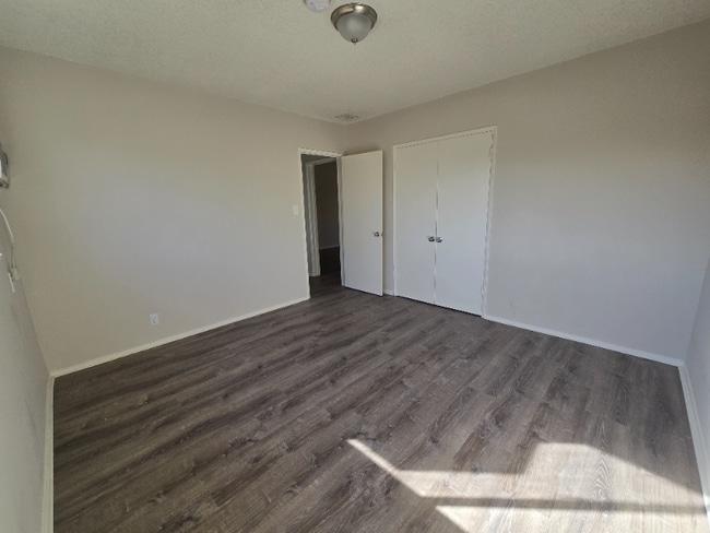 Building Photo - 13531 Wyandotte St