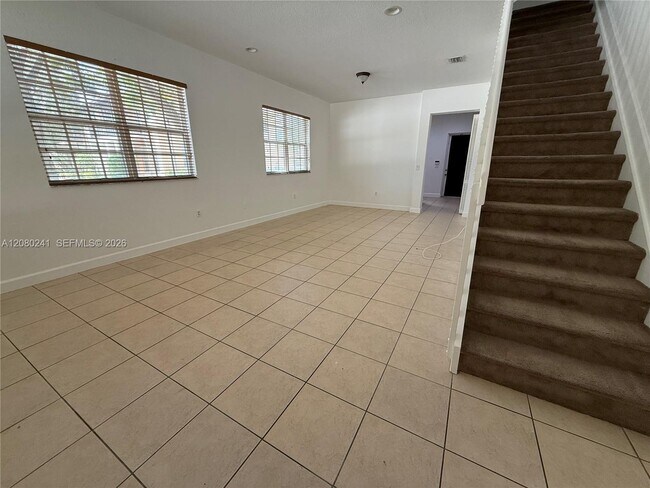 Building Photo - 634 SW 147th Ave