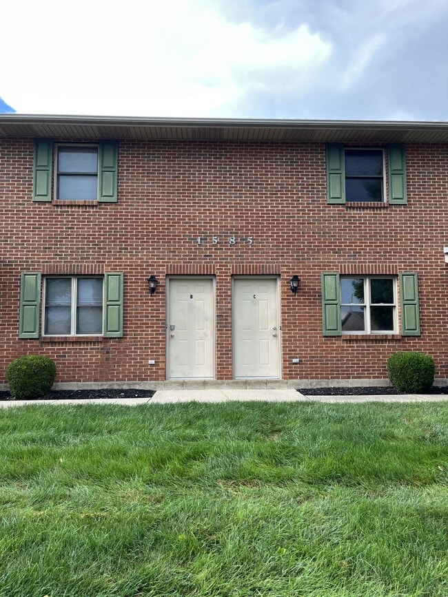 Building Photo - 1585 Windridge Pl
