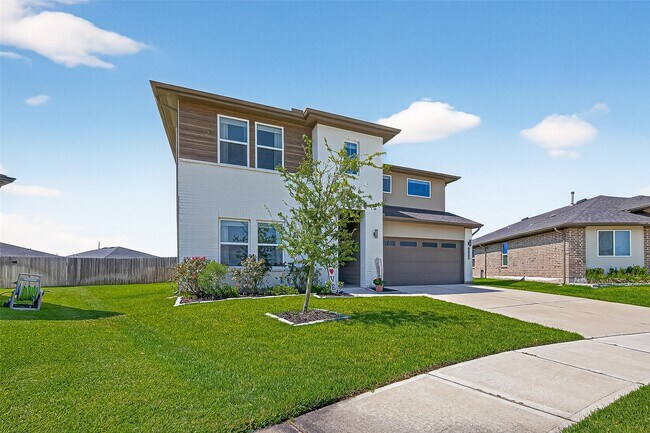 Foto del edificio - 29418 Sydney Stone Ln