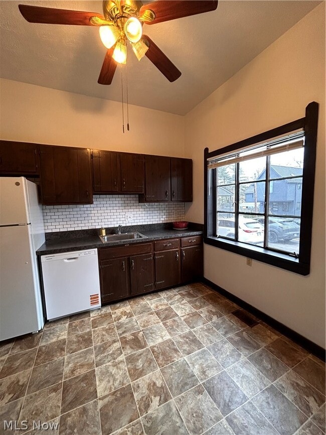 Building Photo - 1707 W 31st Pl