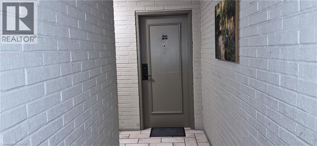 Photo du bâtiment - 2373 King St E