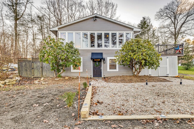 Foto del edificio - 25 Cottage Grove Rd