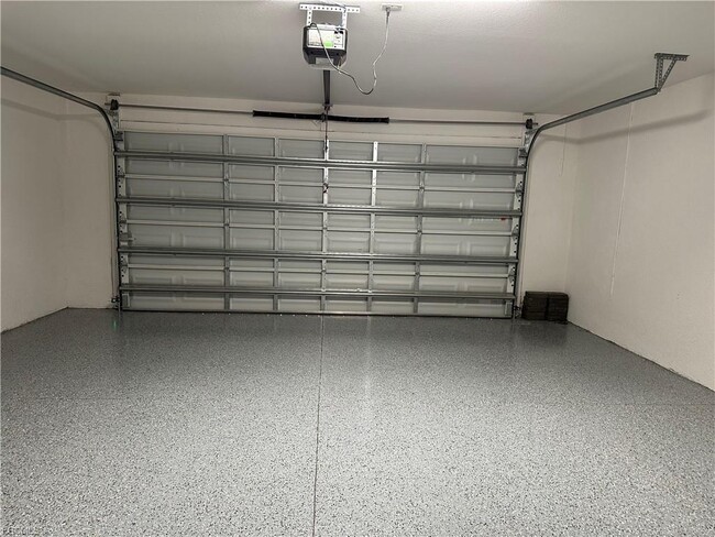 Foto del edificio - 3756 NE 13th Pl