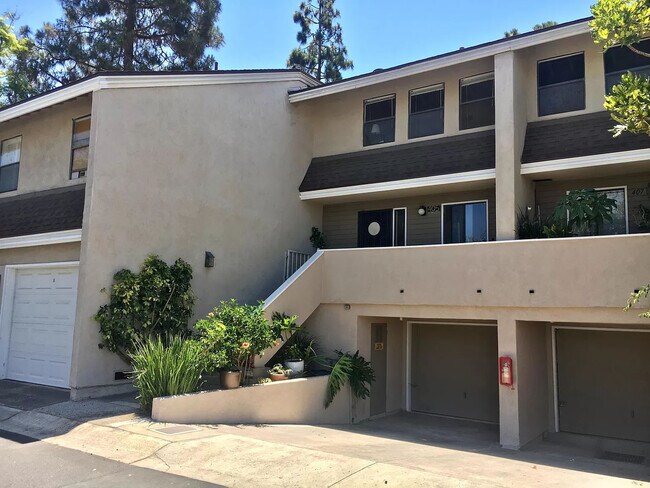 Foto del edificio - 405 Bryson Spgs