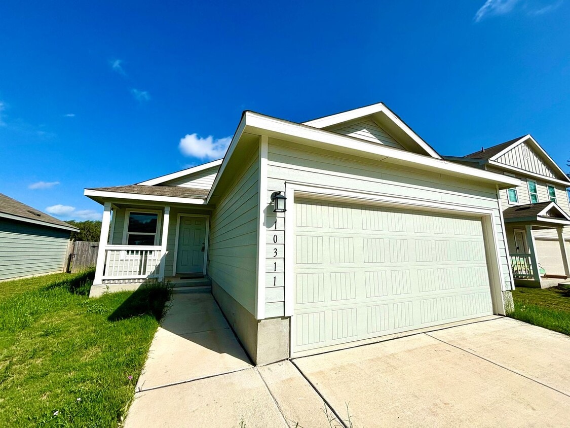 Primary Photo - CULEBRA /1604 AREA ** $1595/Month**