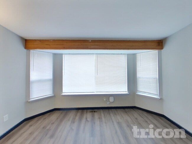 Foto del edificio - 1403 Cedar Ridge Ct