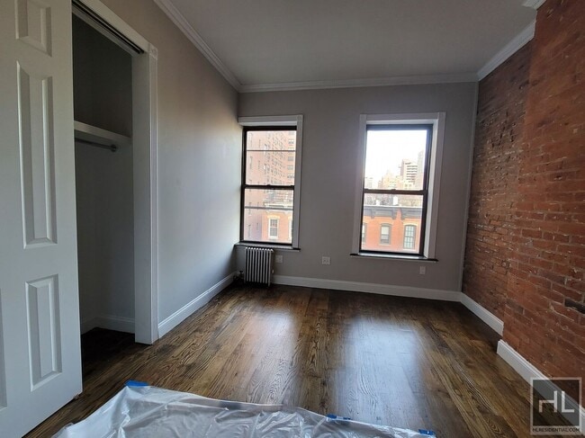 Building Photo - EAST 83 STREET
